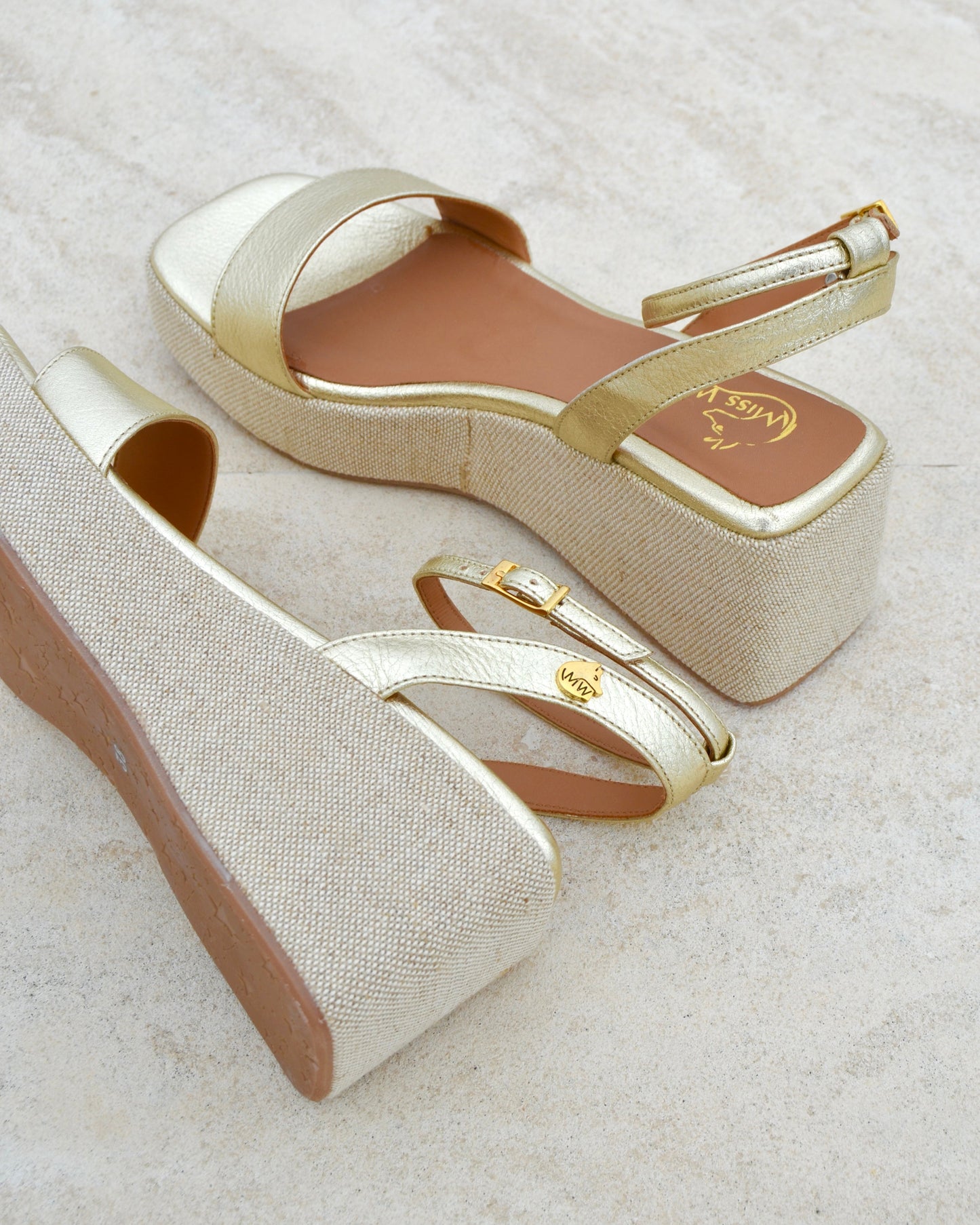 SOFT SAND gold