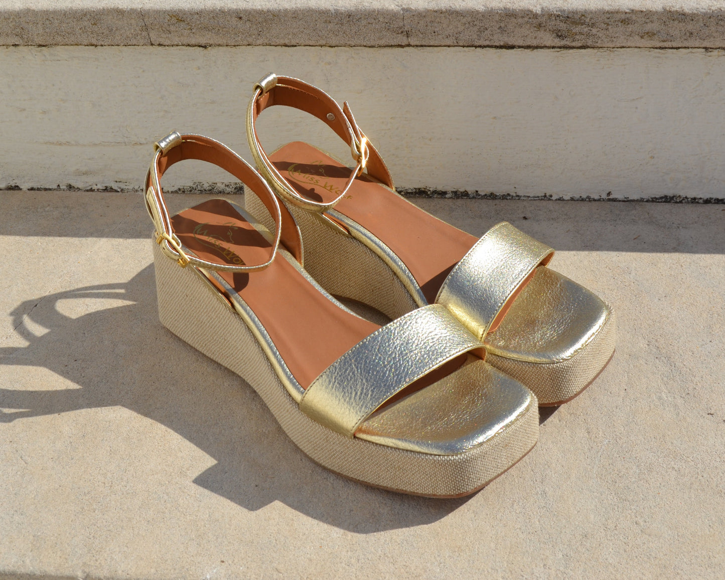 SOFT SAND gold
