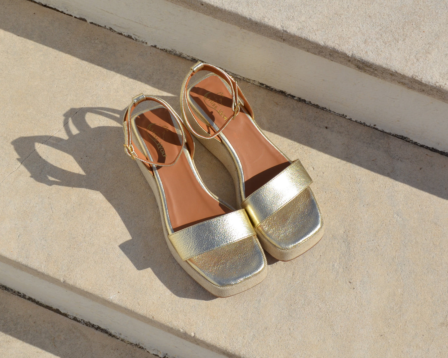 SOFT SAND gold